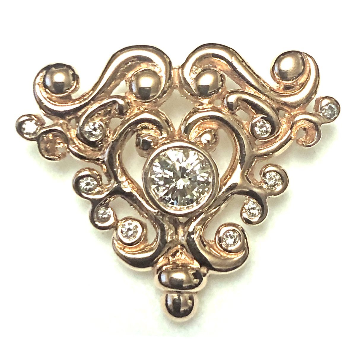 gold diamond pendant